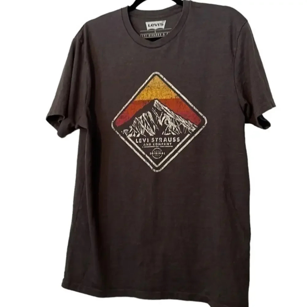 Men's Levi's T-Shirt Size Large (L)